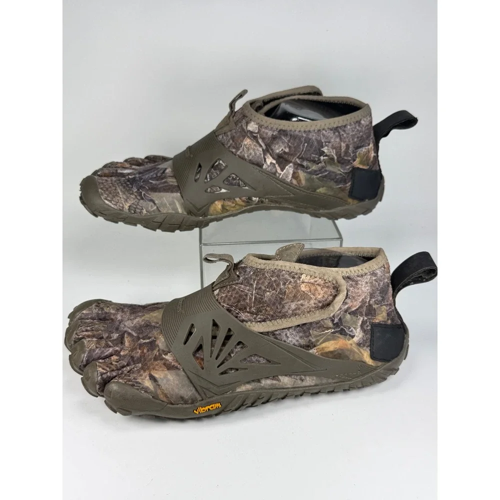Vibram Mens 41 Toe Shoes FiveFingers Camo Megagrip Hiking Barefoot Trail 1574F